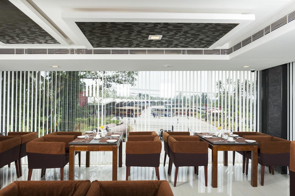 Abaam Cochin Hotel Kochi Exterior foto