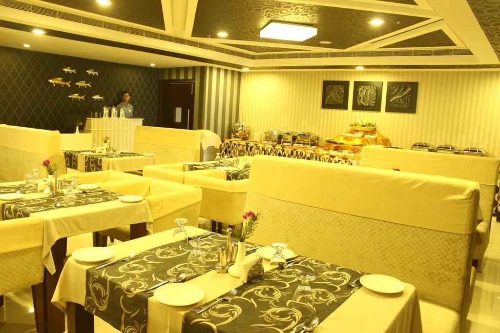 Abaam Cochin Hotel Kochi Exterior foto