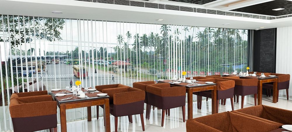 Abaam Cochin Hotel Kochi Exterior foto