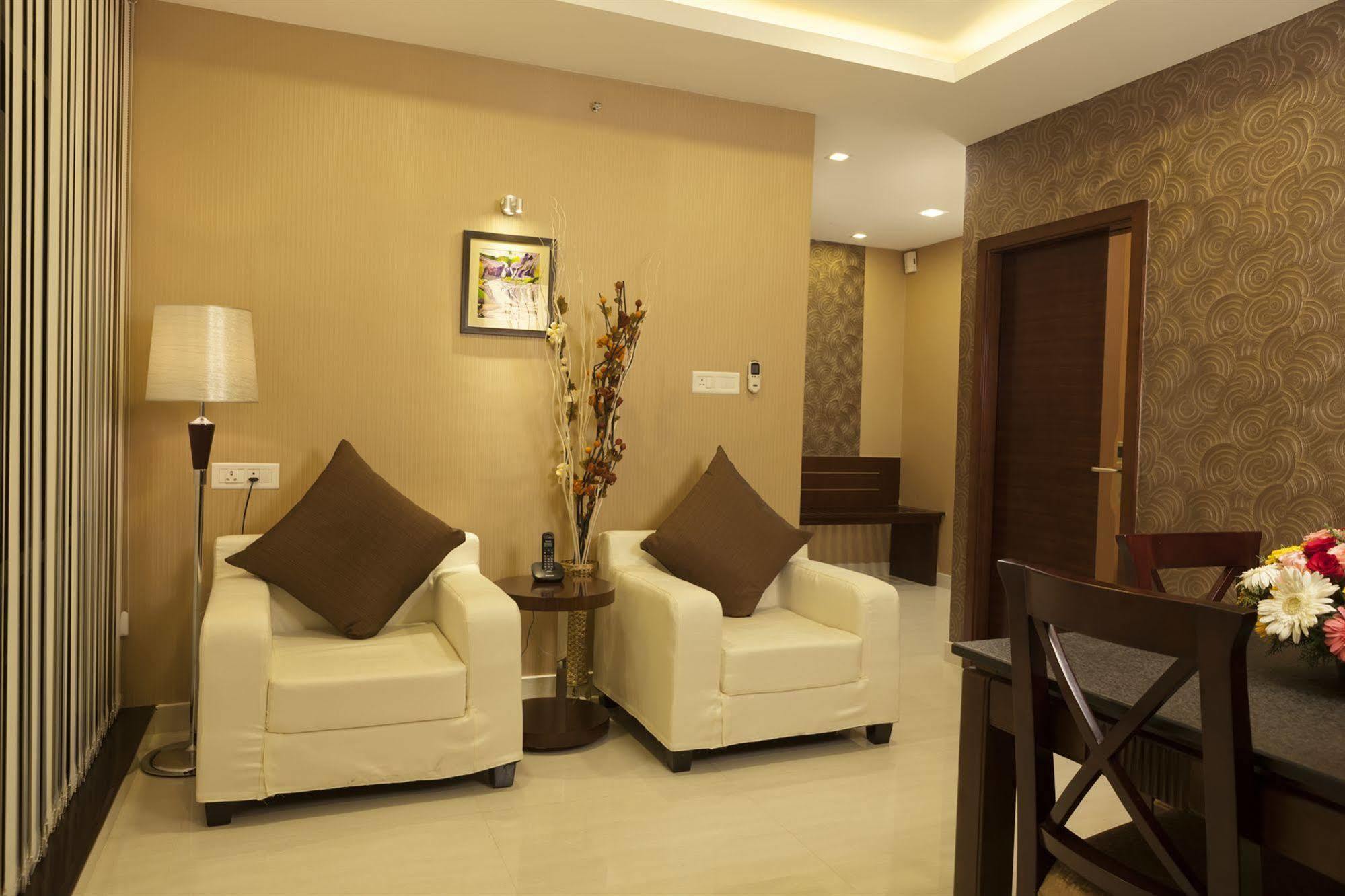 Abaam Cochin Hotel Kochi Exterior foto